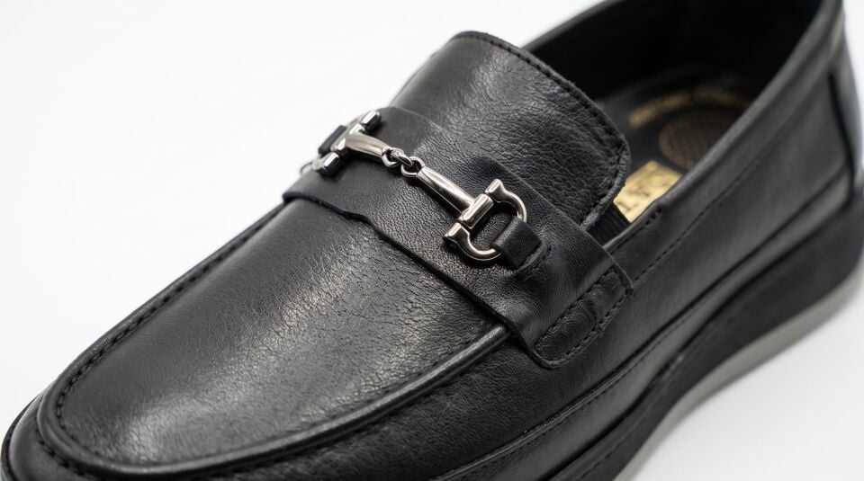 Siyah Dana Deri Loafer – 570 Model Tokalı