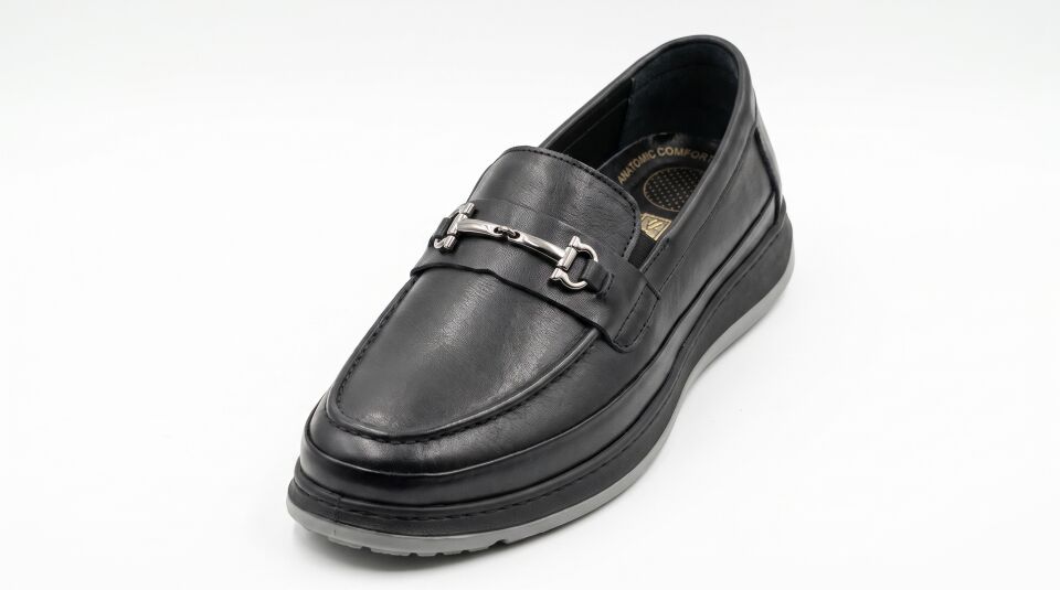 Siyah Dana Deri Loafer – 570 Model Tokalı