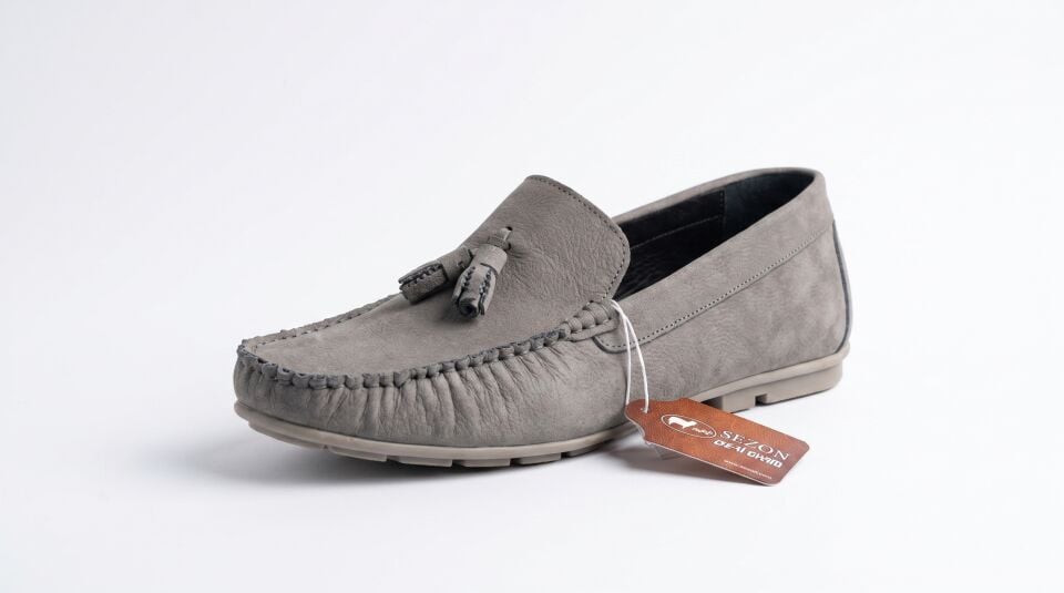 Gri Nubuk Deri Püsküllü Loafer – Rok Model